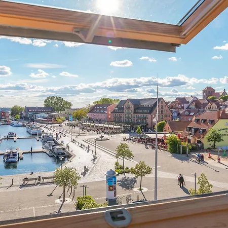 Apartment Seeblick - Mit Ausblick Auf Den Yachthafen Waren (Mueritz)